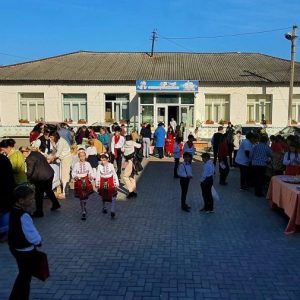 FOTO de la Festivalului Etniilor Europene, organizat în premieră la Gimnaziul nr. 42 din orașul Codru