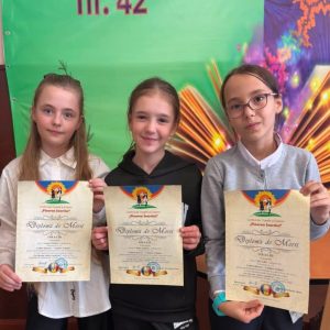 „STEAUA PRINTRE STELE”-  secțiunea de interpretare vocală a Festivalului-concurs municipal de creație „Să dăruim culori copilăriei”