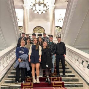 „Take, Ianke și Câdâr” la Teatrul Național Mihai Eminescu, elevii clasei a IX-a