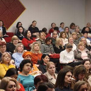 Seminarul municipal „Rolul directorului în aplicarea cadrului normativ privind protecția copilului și gestionarea cazurilor de abuz în instituția de învățământ”