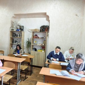 Azi de vorbă cu criticul interior!