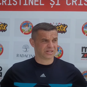 🎤- Să gestionezi o echipă necesită multă implicare, efort, e greu, însă e un proces interesant, asta ma ține mereu activ, fotbalul este o pasiune personală, a menționat președintele echipei Codru-City, Ion Boboc
