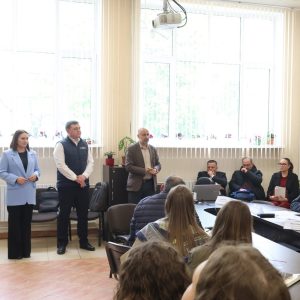 📌 Masa rotundă cu conducătorii taberelor de odihnă din municipiul Chișinău: accent pe siguranță, norme sanitare și organizare eficientă